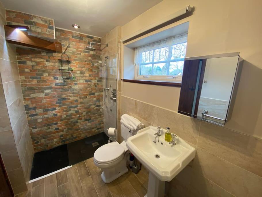 Eco-Friendly Dorset Cottage With Spa Set In Heart Of Countryside Sydling St Nicholas Kültér fotó